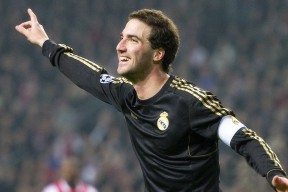 开云备用-中国篮球教练员战术执行力提升及训练方法创新研究，篮球教练怎么布置战术